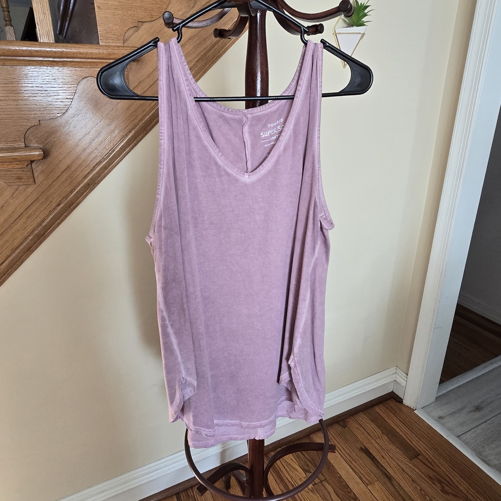 Lavender Sleeveless Tank Top